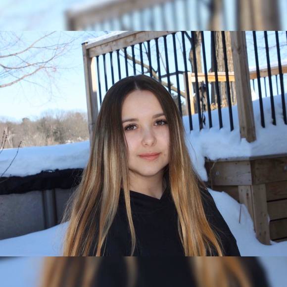 Meet your Posher, Catherine - Picture 1 of 1